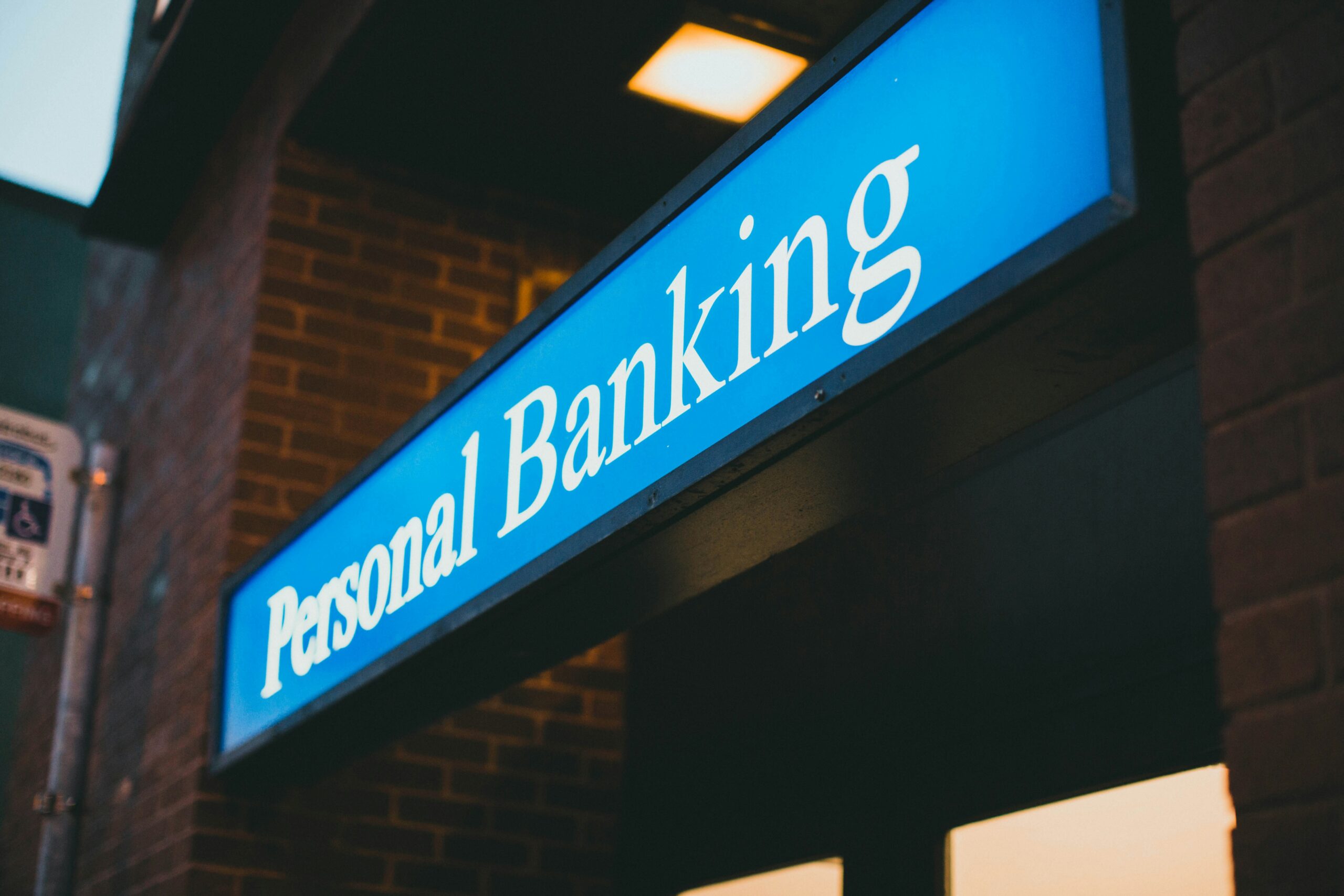 Spanish ATM and banking fees for retirees