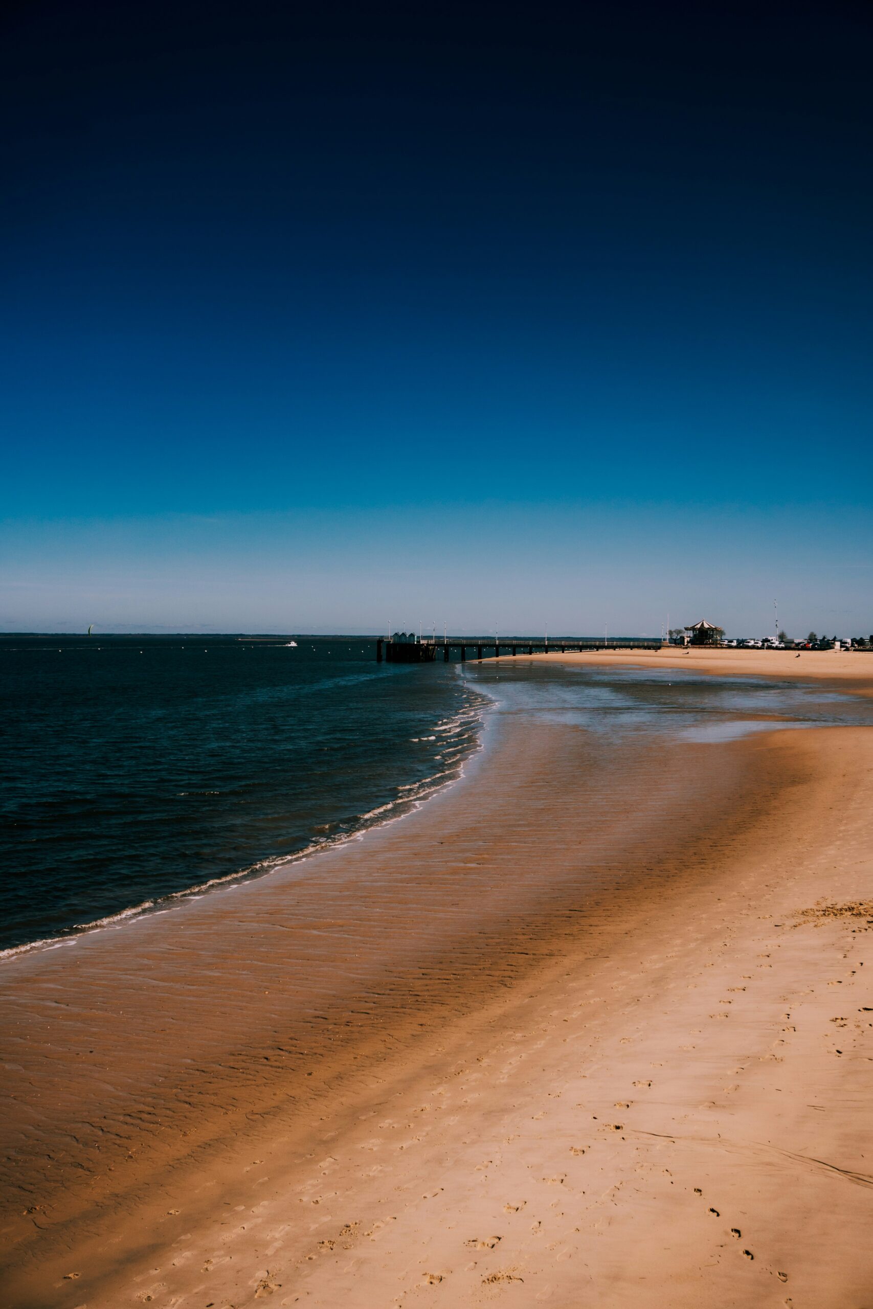 Tourist town in France with long-term living tradeoffs