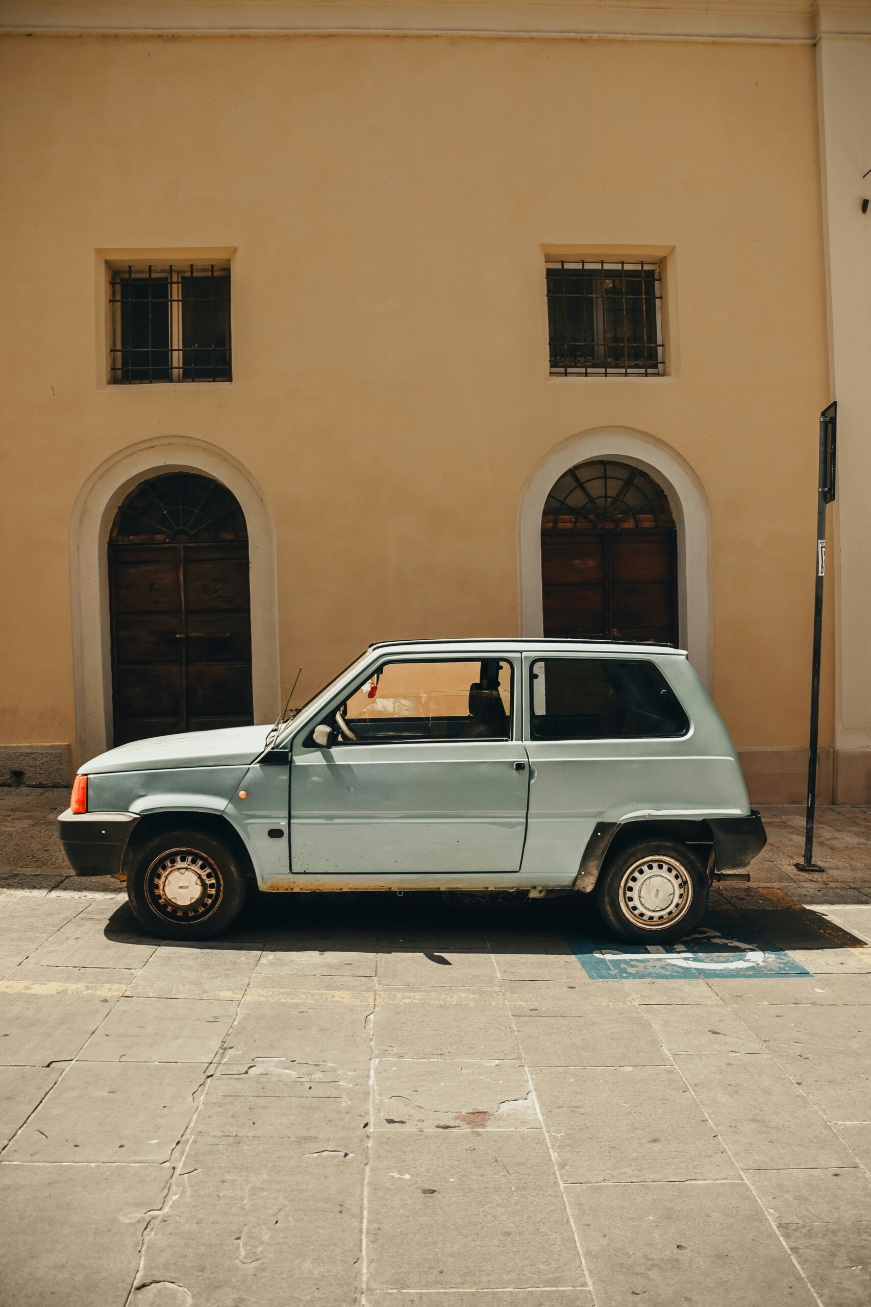 Driving to nearby towns for stable internet access in rural Italy