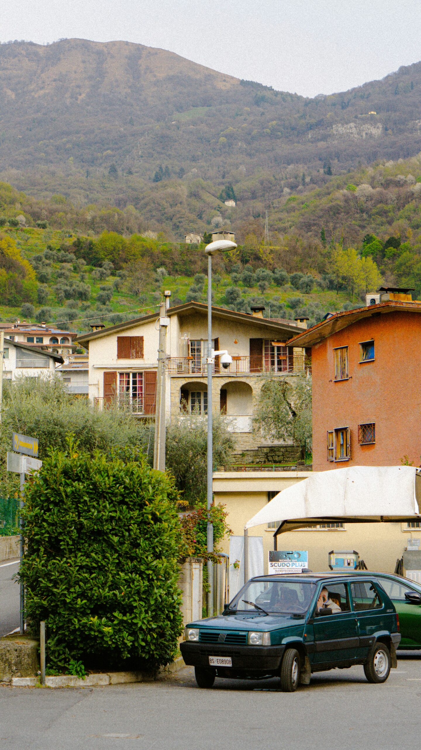 Italian apartment building maintenance and retirement housing planning